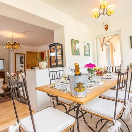 アパート Panorama & Kaiser Franz Josef I Im Schiller バードガシュタイン