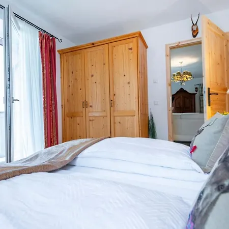 Panorama & Kaiser Franz Josef I Im Schiller Appartement Bad Gastein