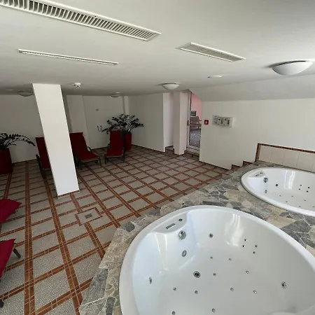 Panorama & Kaiser Franz Josef I Im Schiller *